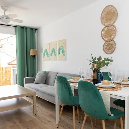 Mrs Piso Playa Y Centro Con Terraza Апартаменты *