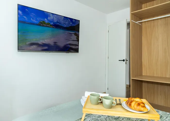 Mrs Piso Playa Y Centro Con Terraza アパート *